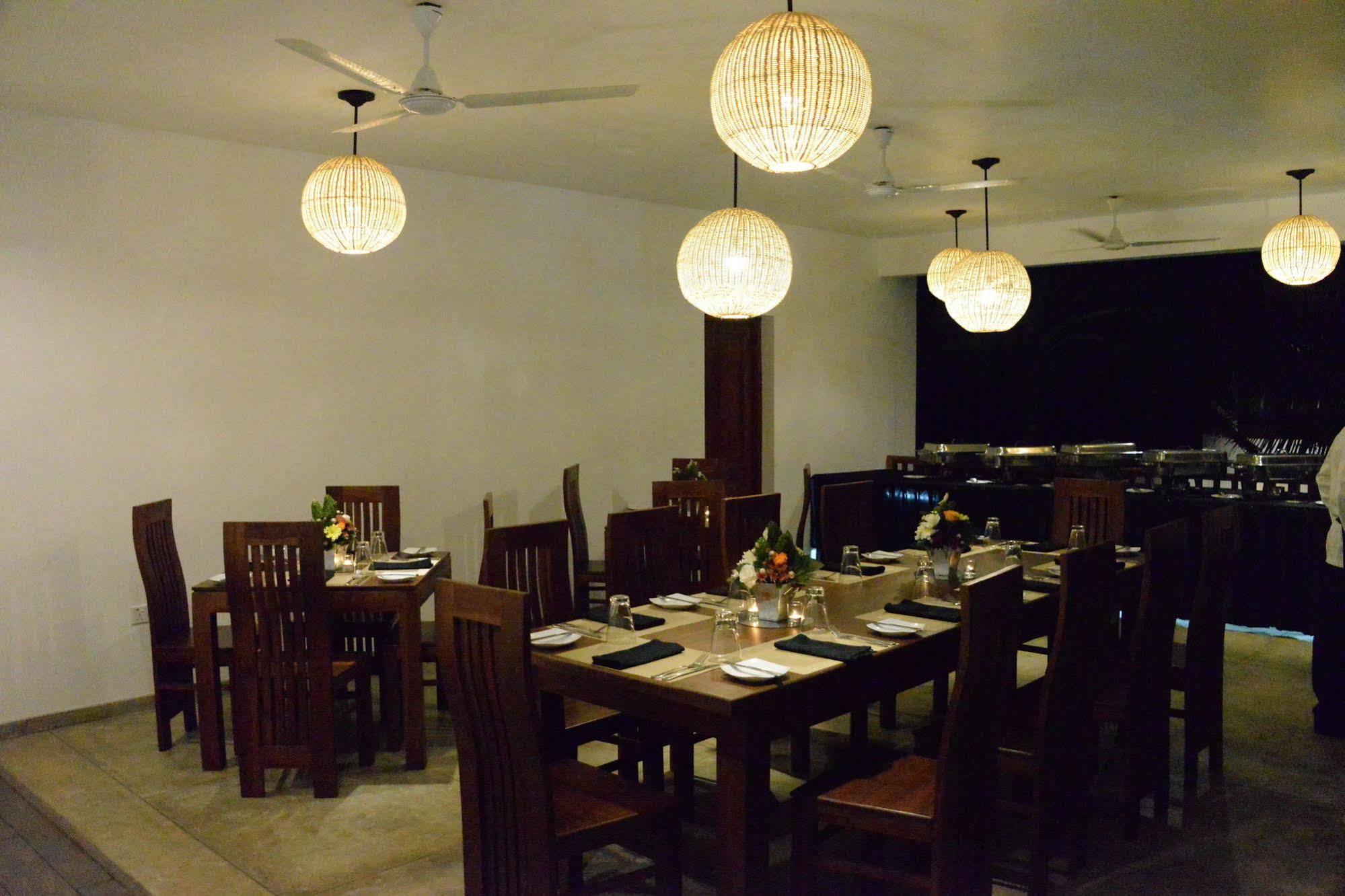 The Beach Boutique Uswetakeiyawa Luaran gambar